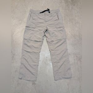 The North Face Men's 39x30 Tan Cargo Pants Flaws